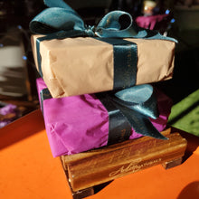 Load image into Gallery viewer, Wooden Soap Bar Holder