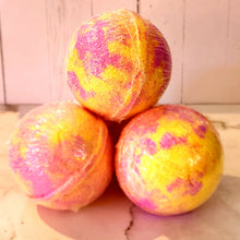 Load image into Gallery viewer, Bath Bomb/Foot Soak - Honeysuckle
