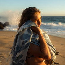 Load image into Gallery viewer, Iggy Turkish Towel - Blue