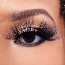 Load image into Gallery viewer, KYLIE LUXURY MINK LASHES