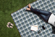Load image into Gallery viewer, Blanket Tote XL Outdoor Picnic Blanket
